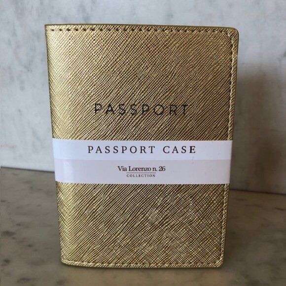 VIA LORENZO n.26 COLLECTION  Passport Case Gold Metallic - Picture 3 of 11